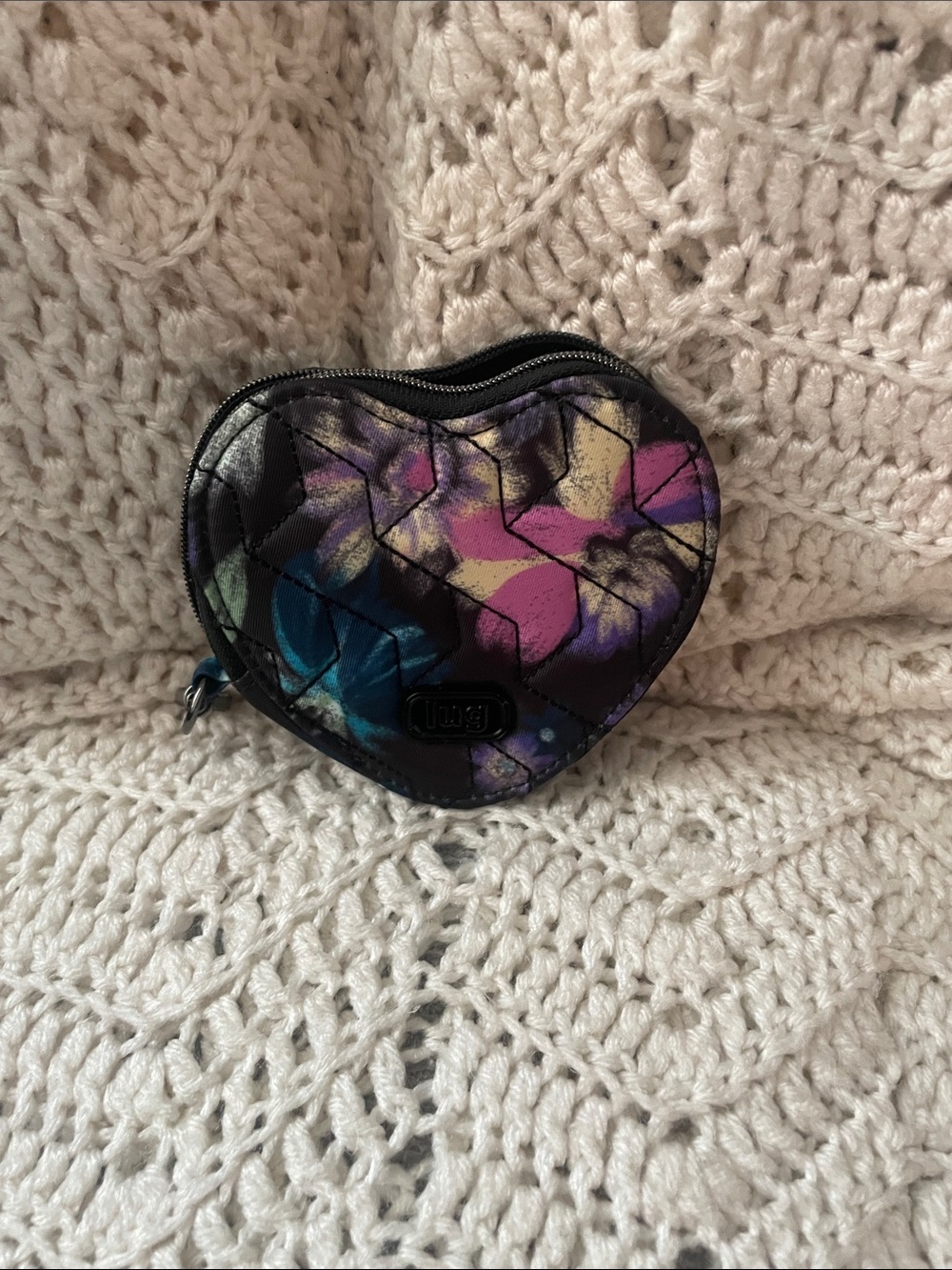 Lug Heart Pouch Bloom Black